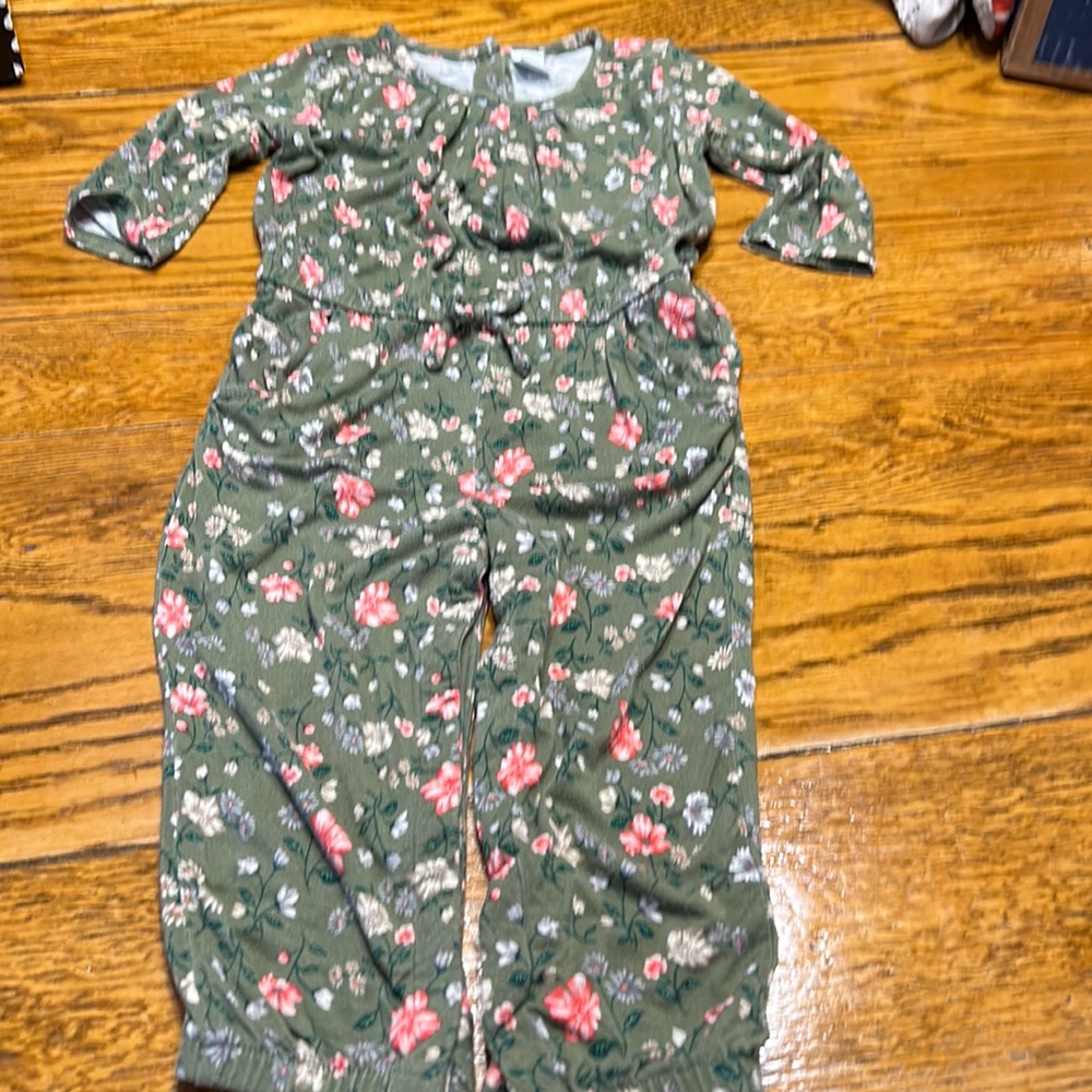 Old Navy floral print one piece toddler girls outfit.  Size 2T, pink/green.